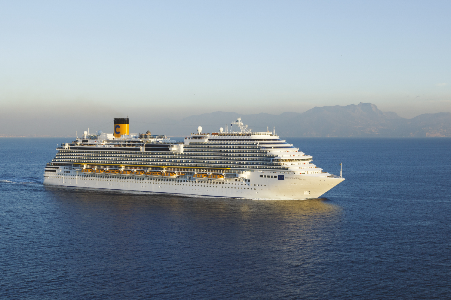 Enero por Costa Favolosa